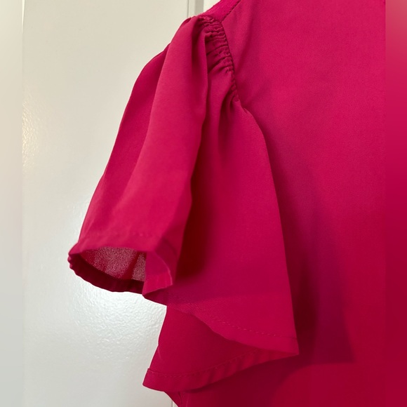 2x Papermoon Briarwood mixed material flutter sleeve blouse - Picture 4 of 5